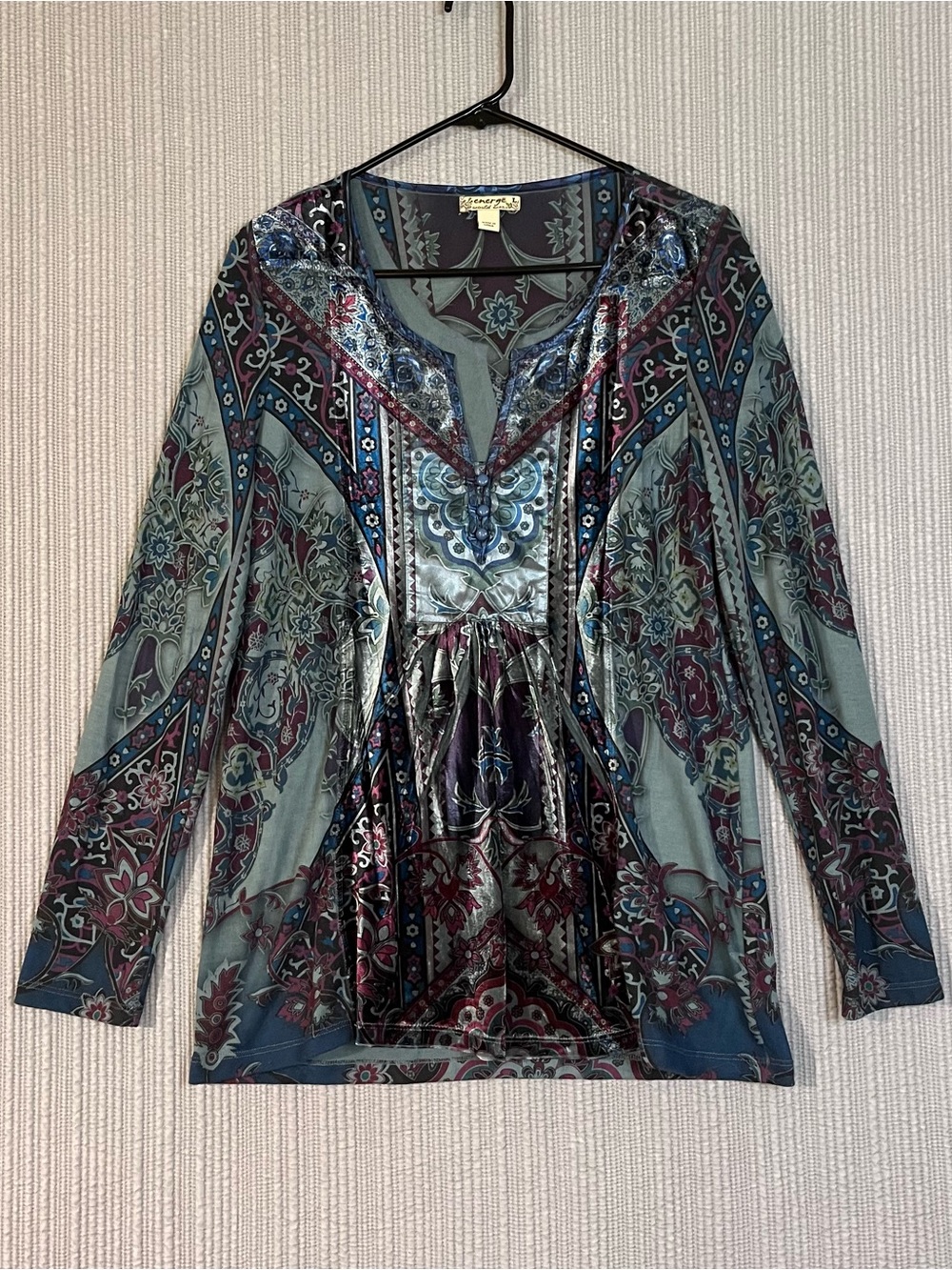 World Wear Energe Teal and Burgundy Paisley Long Sleeve Velvet Trim Womens Sz L